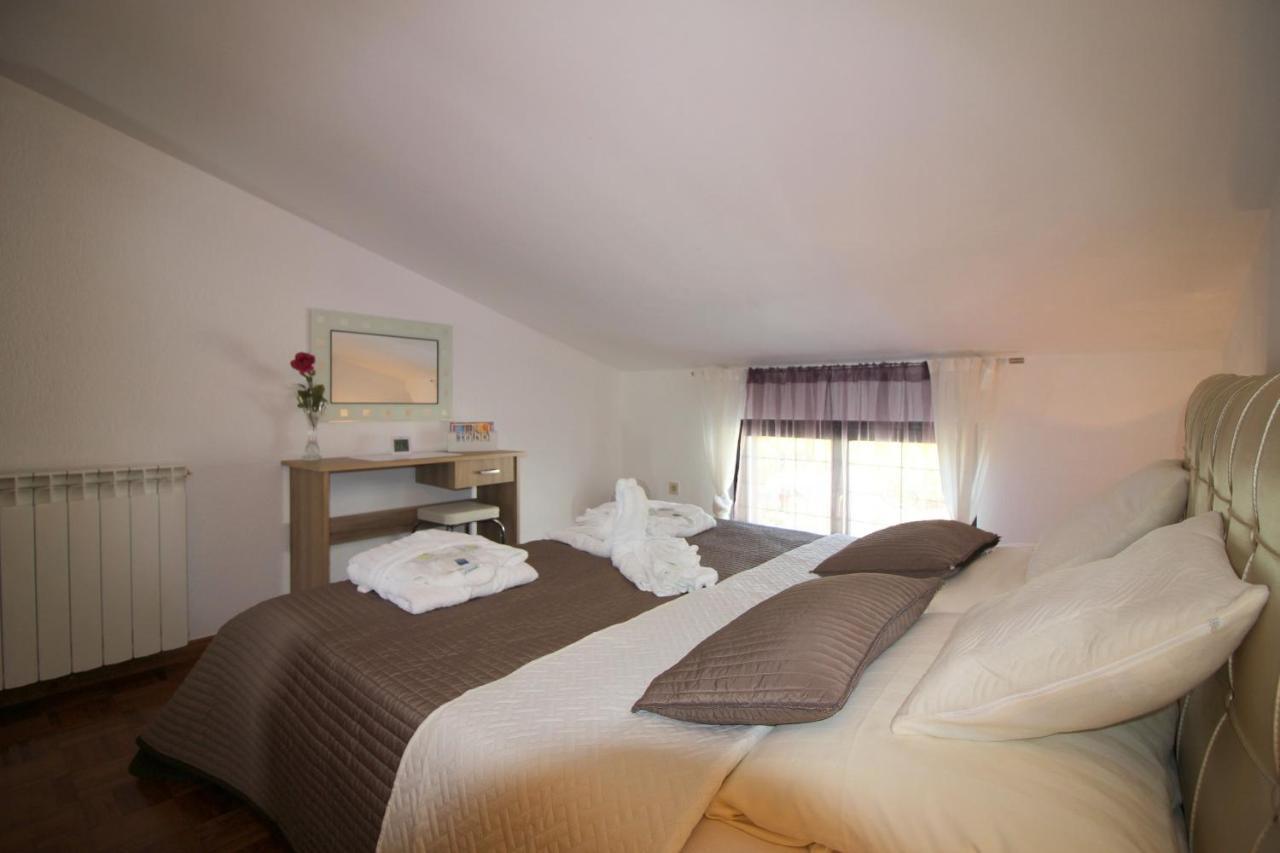 Vista Apartment *